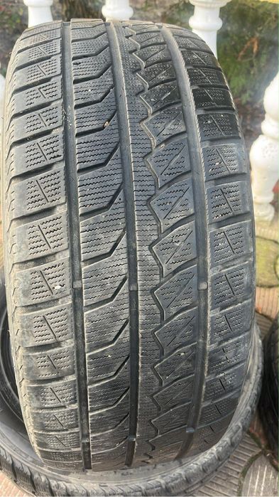 Anvelope iarna R17