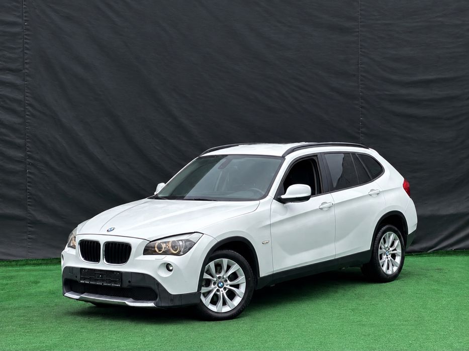 BMW X1 2011 — imagine 2