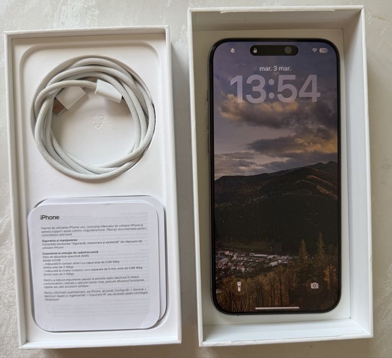 iPhone 15 Pro Max, Natural Titanium, 256 GB