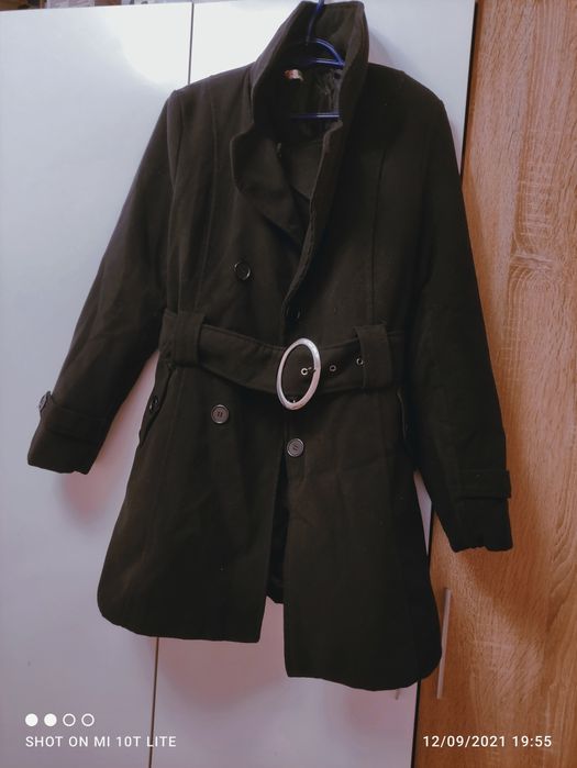 ЗИМНА - ПАРКА ( Палто / Манто ) с Сваляща се Качулка