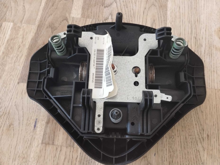 Airbag на волан за Пежо 207