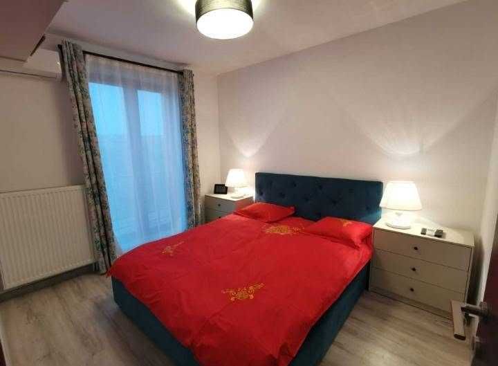 Proprietar casa 5 camere plus mansarda si curte Baneasa Pipera