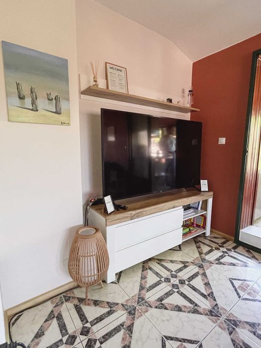 Дава се под наем Двустаен апартамент в Бургас, Център - 54 кв.м за 459 € - Снимка #3