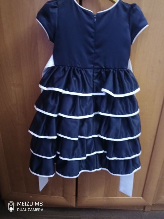 красивое платье на принцессу