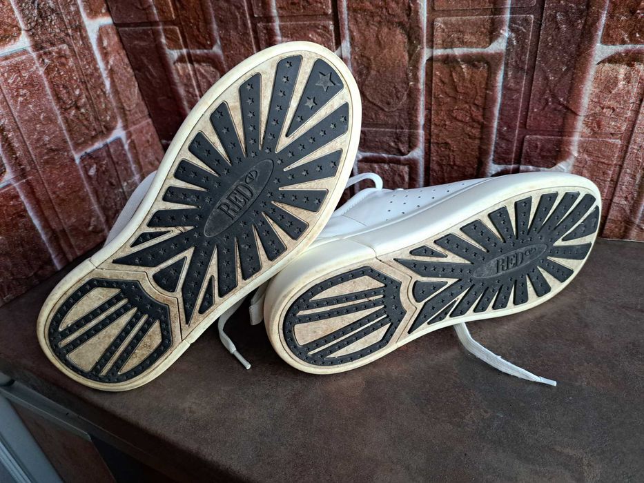 дамски маратонки,спортни обувки,кецове на платформа,сникърси,Valentino