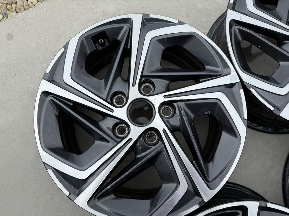 Set Jante aliaj originale R16 Hyundai i30 52910-G4600 Elantra Kona