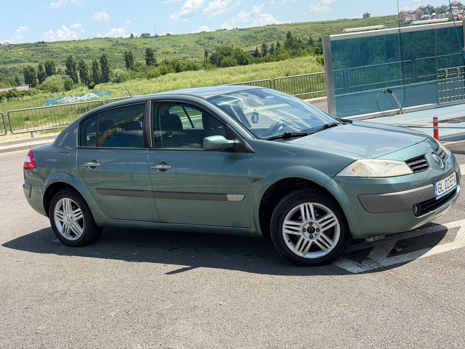 RENAULT Megane
