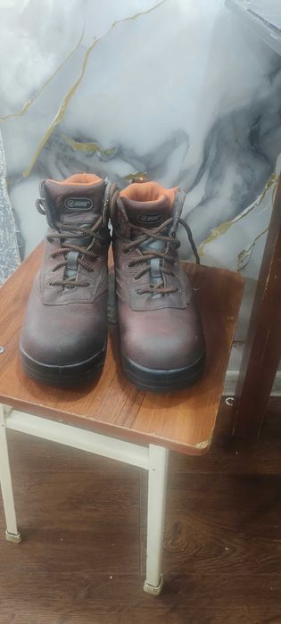 Продам Ботинки спец обувь