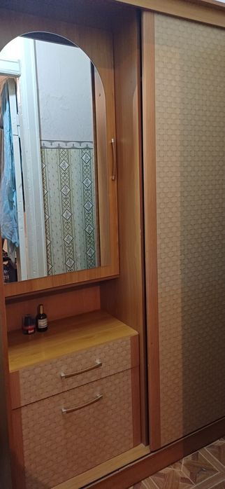 Продам прихожую 12500 бу