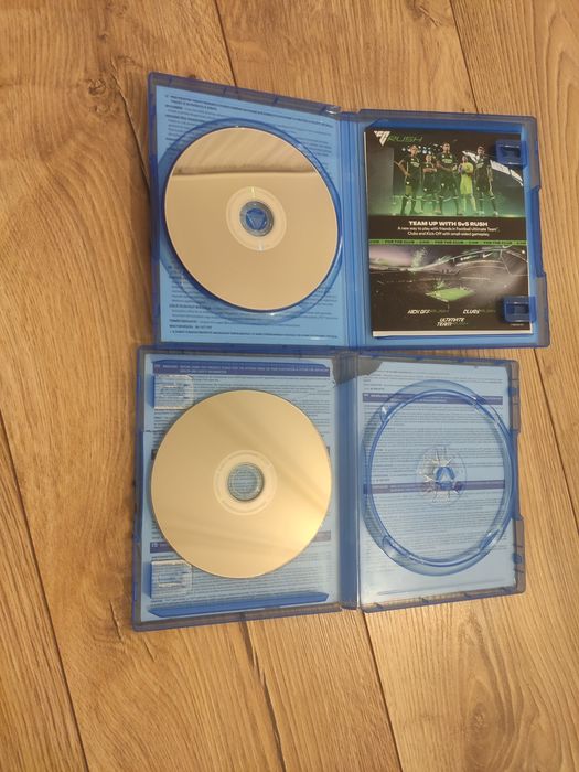 Vand FC25 PS5 si The Witcher 3 Wild Hunt PS4/PS5