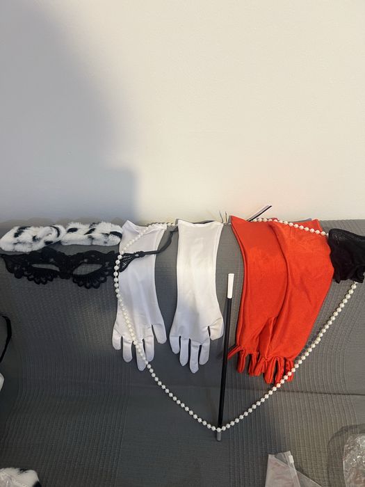 Costum petrecere adulti