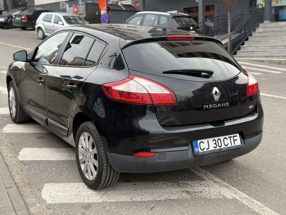 Renault Megane 1.5 dCi 90cp euro 5 an 12/2010 cu 206.000 km