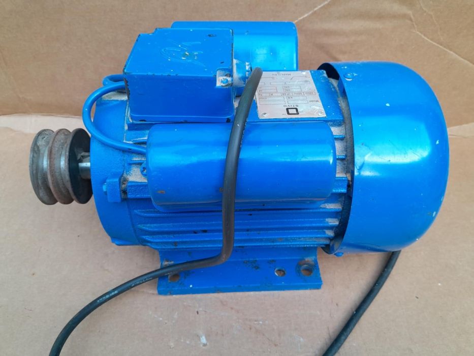 Електрическа(нова) месомелачка