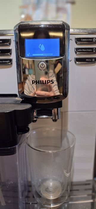 Expressor super-automat Phillips EP5361/10 seria 5000 Latte Go