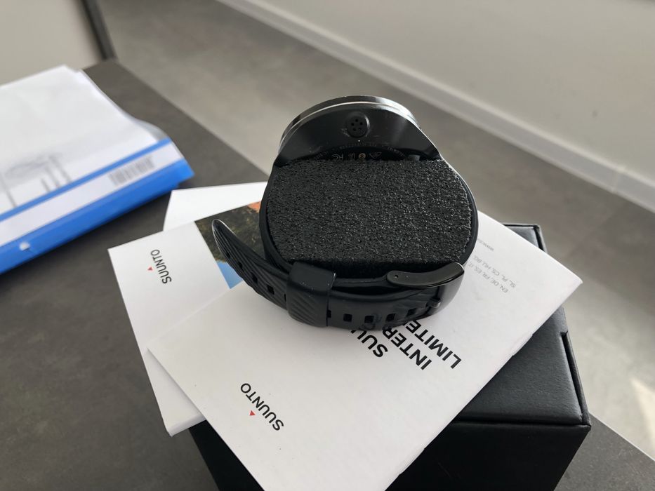 Смарт часовник SUUNTO 9