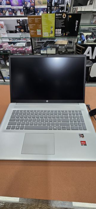 HP Laptop 17-cp2xxx