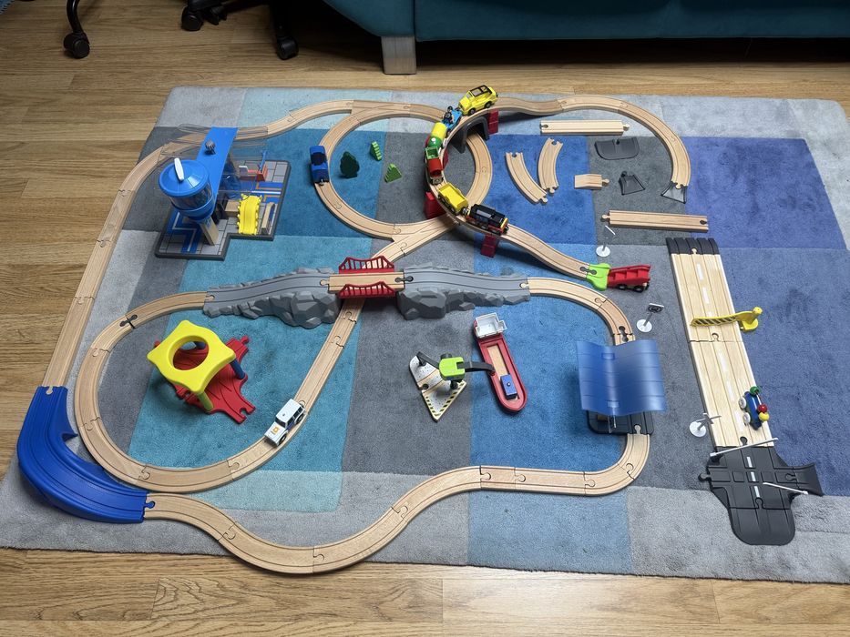 Конструктор на  от дървени части.