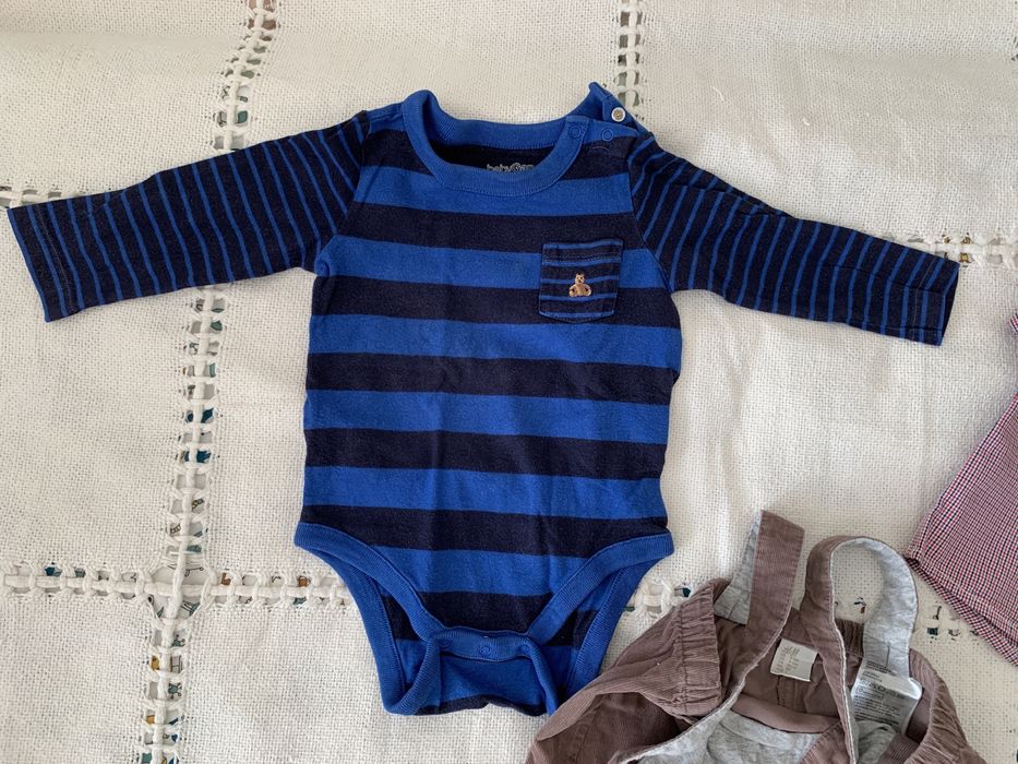 Set/lot bluze, body si salopeta Gap si  H&M, 6–12 luni, 80 cm