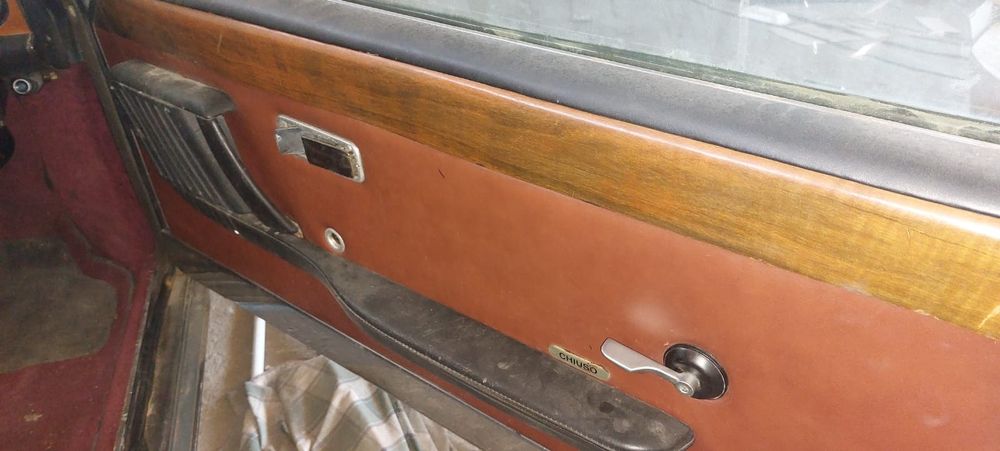 Vand Fiat 130 coupe Pinifarina an 1972 Blindat original  în  fabrica!