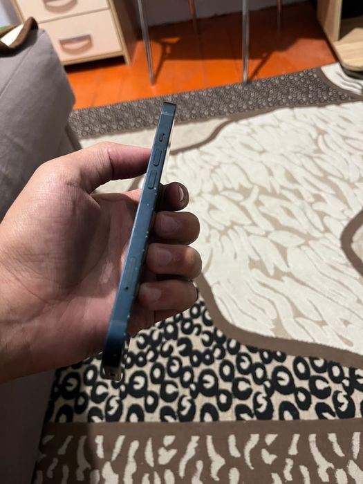 iPhone 13 хорошем состояний
