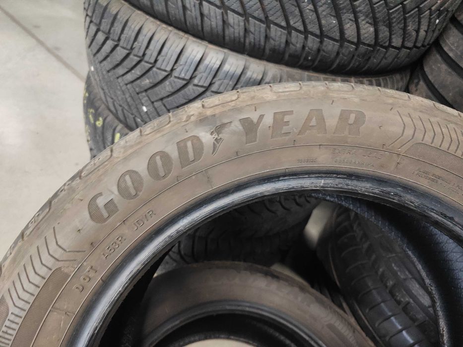 2бр.летни гуми 215/55/17 Goodyear