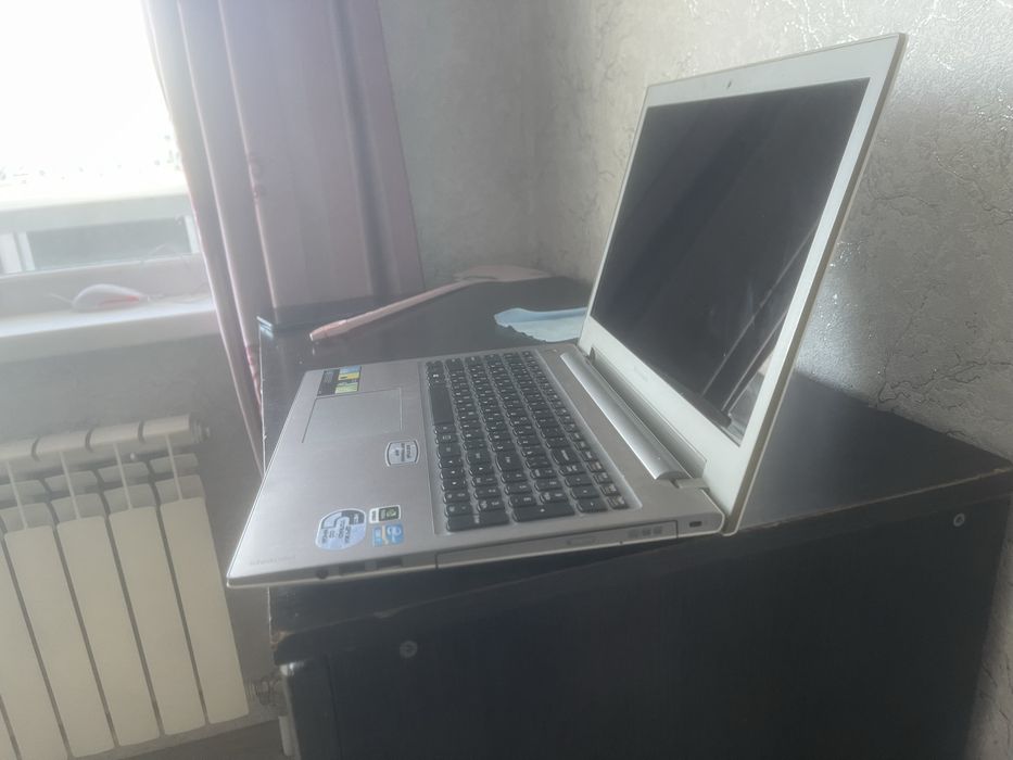 Продам ноутбук Lenovo Core i7