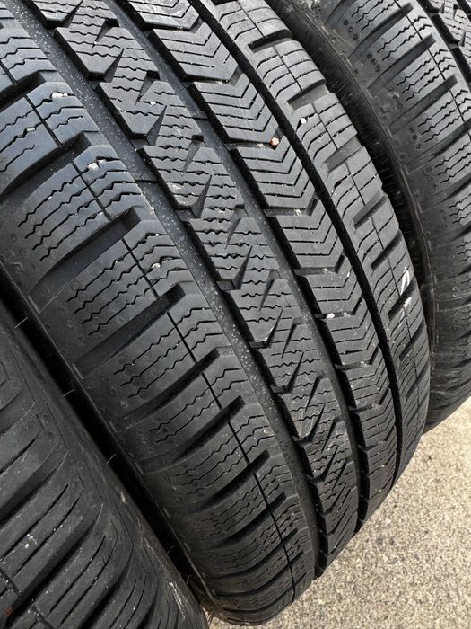 Anvelope 195/55R16 Vredestein All-Season M+S