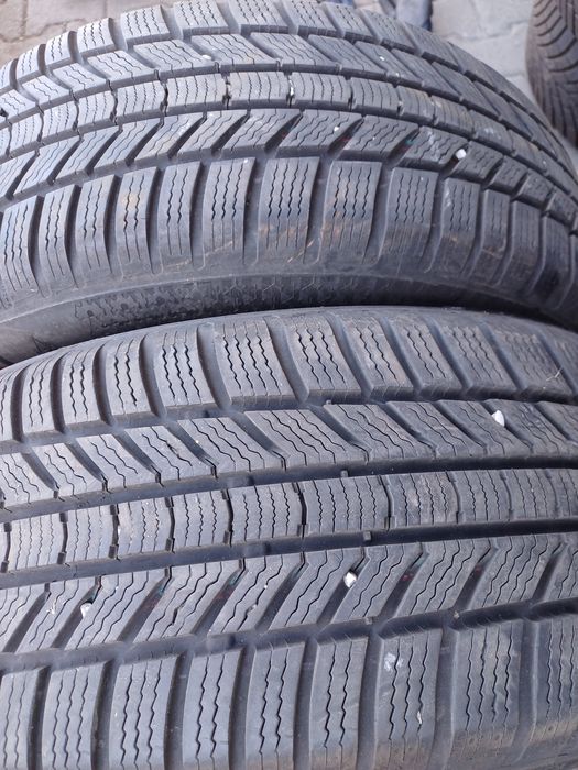 Гуми 215/55/17 Континентал