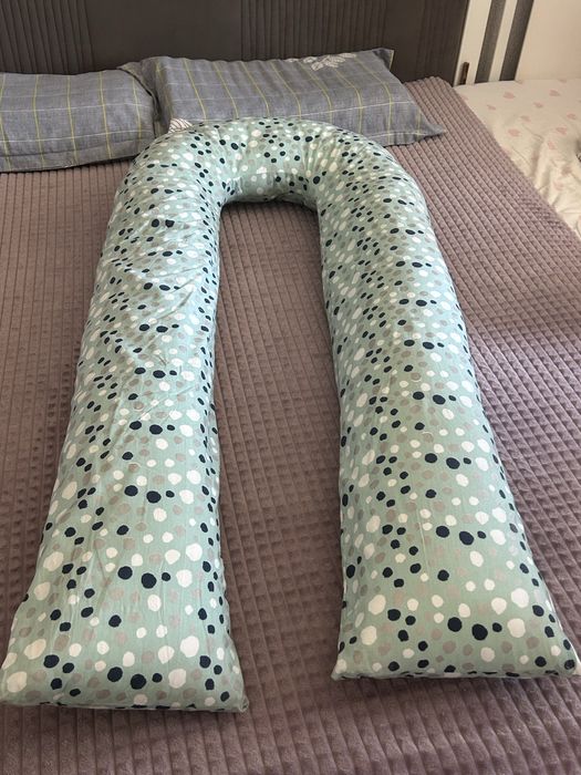 Подушка для беременных в отличном состоянии