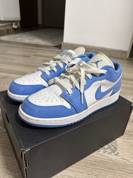Jordan 1 White Legend Blue