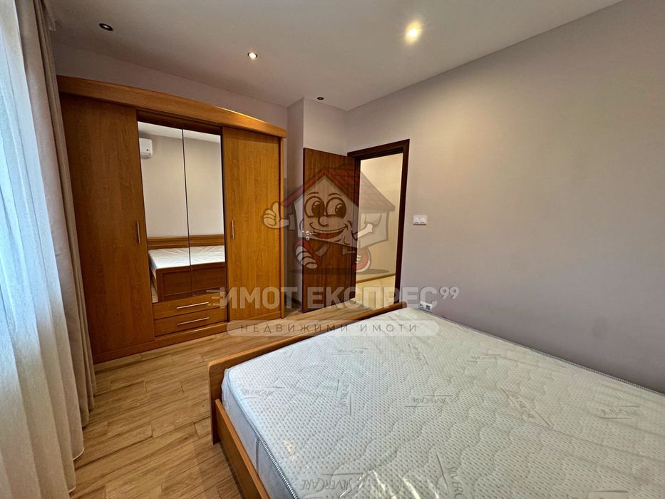 Обзаведен етаж от къща, тристаен апартамент, под наем, кв.Чинара