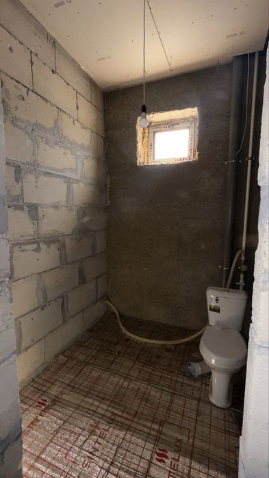 Срочно! Продаётся 2-комнатная квартира ориентир Каримбек