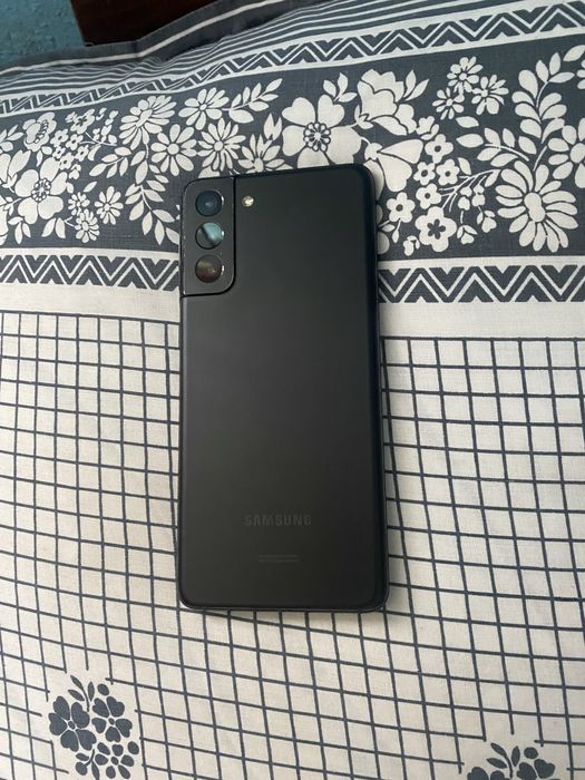 Samsung s21+ 5g telefon personal!