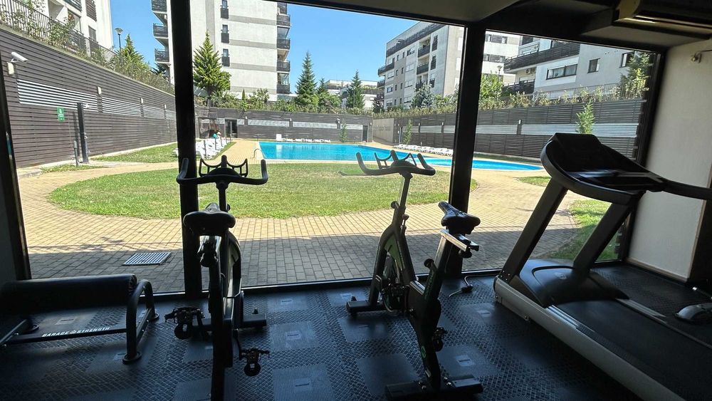 Direct propietar inchiriez Apartament 3 camere Natura Residence Băneasa cu piscina