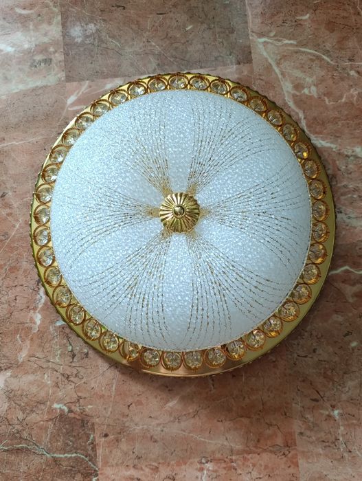 люстра металическая