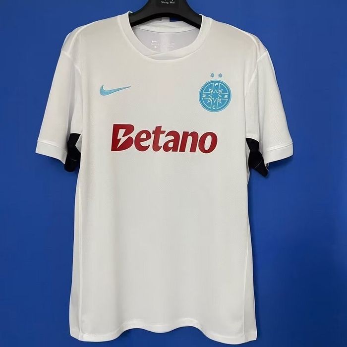 Tricouri fotbal orice model