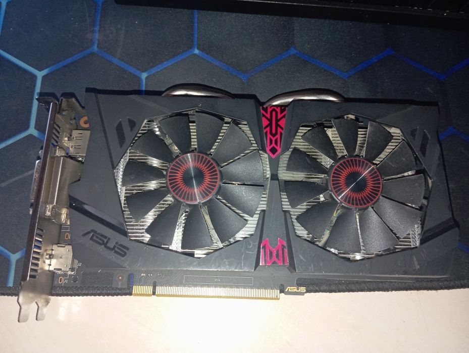 Видеокарта GTX 950 2GB
