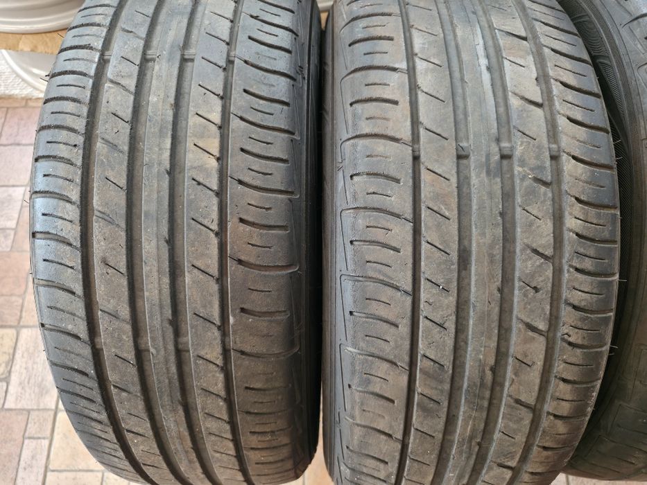 215/55R17 Falken