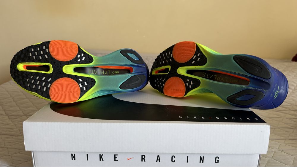 Tenisi Nike racing pentru alergare
