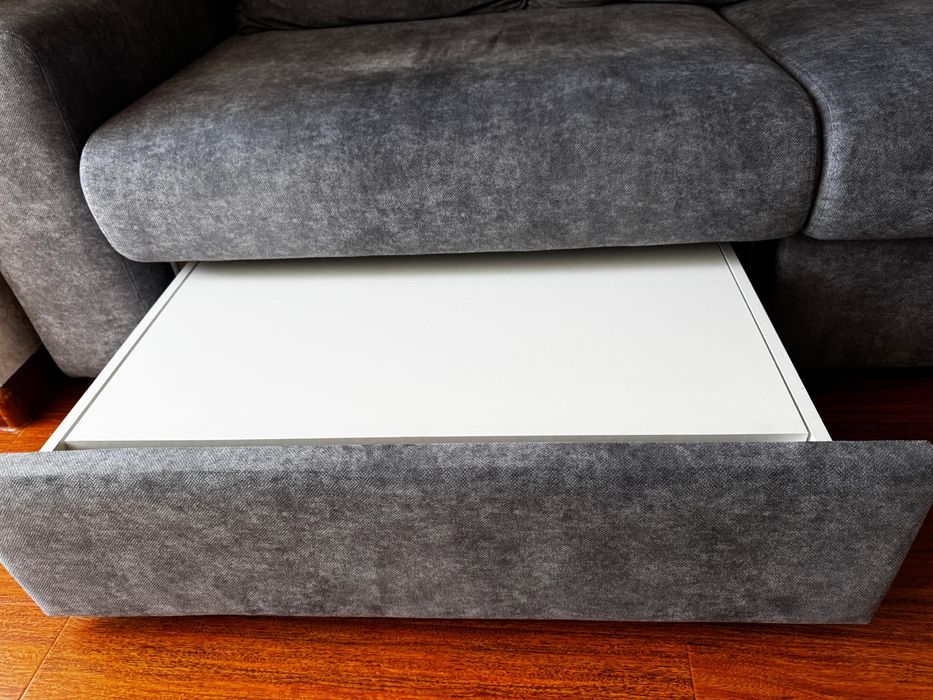 диван для гостинной комнаты