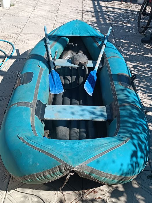 Продам лодку Уфимка 21