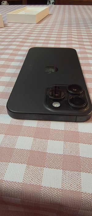 IPhone 15 pro max  - 1TB