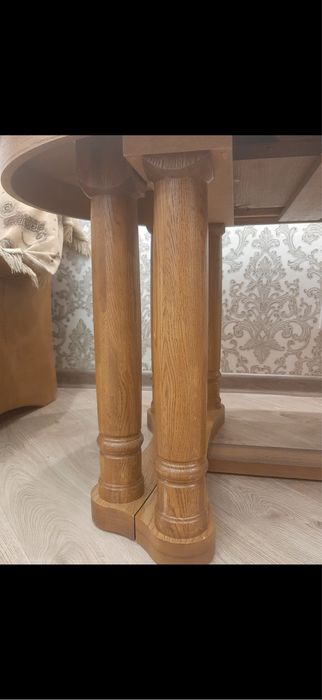 Стол деревянный