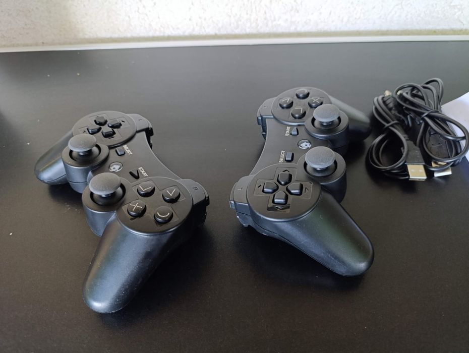 pachet de 2 controllere  Diswoe wireless  pentru PS3 Playstation 3  PC cu soc dual  axa giroscopica Bluetooth controler wireless reincarcabil