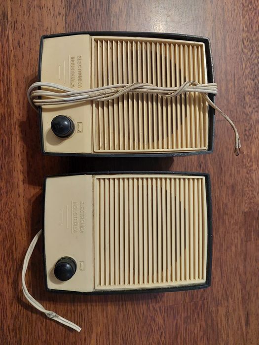 Vand lot de difuzoare radio de perete