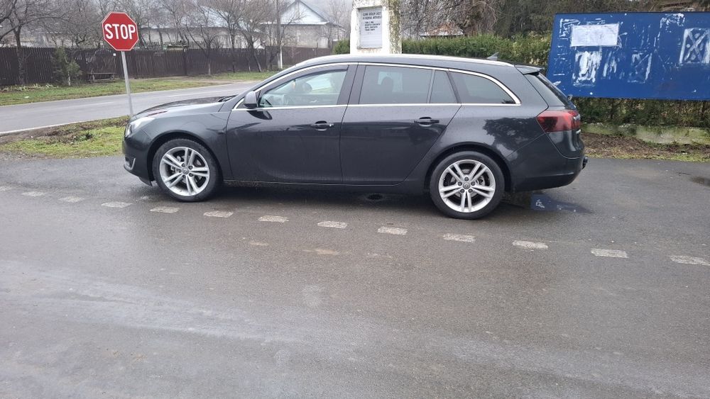 Opel insignia 2014..