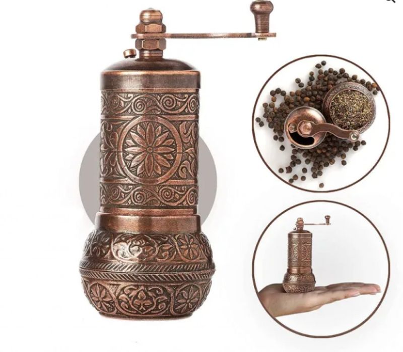 Ориенталска мелничка,  
                 +
15 вида подправки
Само за 2