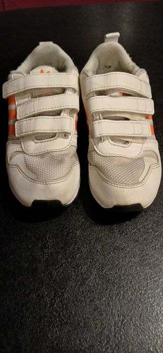 Ботушки и маратонки Адидас 31 номер