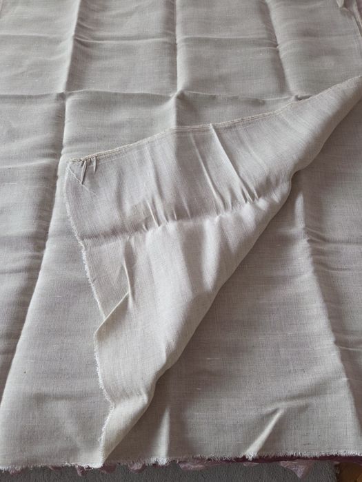 Ленен плат за покривка