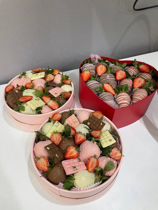 КЛУБНИКА в шоколаде